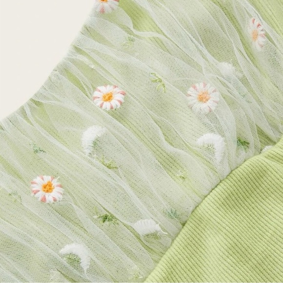 SHEIN MOD Floral Embroidery Ruched Crop Top Size Medium Green Lace Overlay - Picture 4 of 11